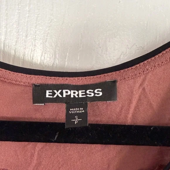 Express Mauve Tank Top with Zipper - Picture 2 of 4